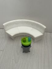 Barbie Folding Malibu House 2014 Spares Curved white couch/sofa