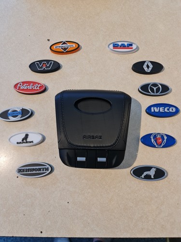 Wheel horn pad with - , |