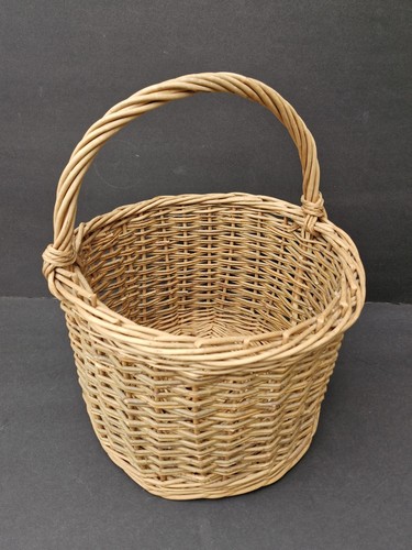 Vintage round wicker basket - wicker,