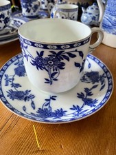 **JOB LOT 1** A selection of 19th & 20th Century Blue & White Cups & Saucers
