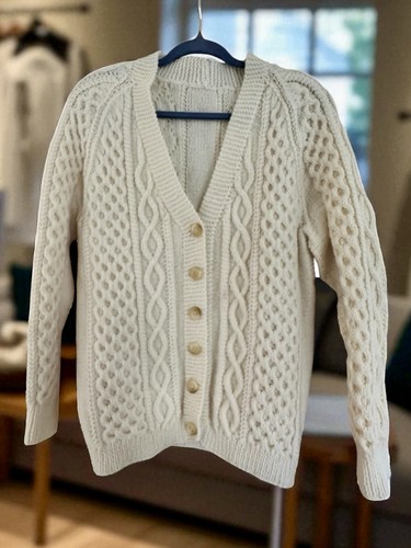 Hand knit cream - cream, 100%