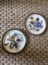 Set Of 2 Vintage Collectable