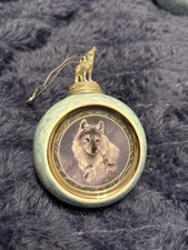 Bradford Editions Wolf