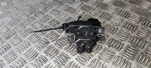 Mercedes benz w204 tailgate - mercedes-benz,