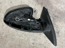 2011 VAUXHALL INSIGNIA RIGHT