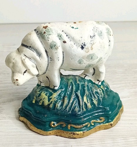 Vintage grumpy spotty pig cast - vintage,