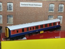 HORNBY OO GAUGE BR DEPARTMENTAL BREAKDOWN COACH R40010