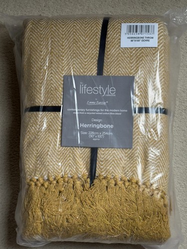 Lifestyle herringbone throws - lifestyle,
