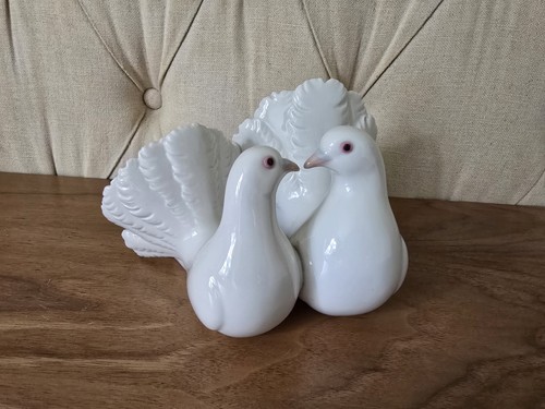 Lladro pair white doves - lladro,