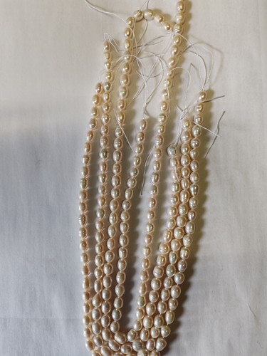 Natural freshwater pearl - natural,
