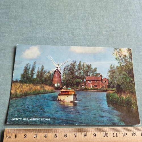 Vintage postcard hunsett - vintage,