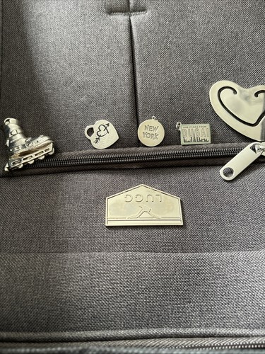 Tiffany bundle of charms - &,