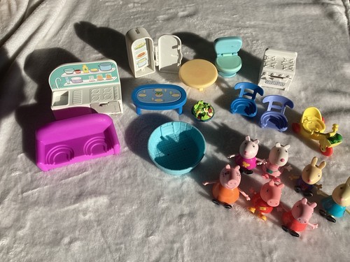 Peppa pig toy lot - peppa, pieces