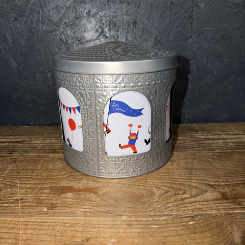 Musical tin queen elizabeth - musical,