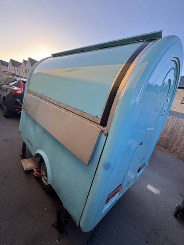 Food trailer - food,