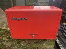 red snap on top tool box 9 draws