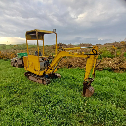 Komatsu tonne mini digger - komatsu, 1.5