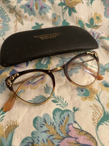 Exquisite rare vintage - exquisite,
