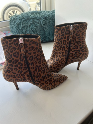 Sosandar leopard print suede - sosandar,