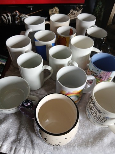 Bundle mugs assorted - a,