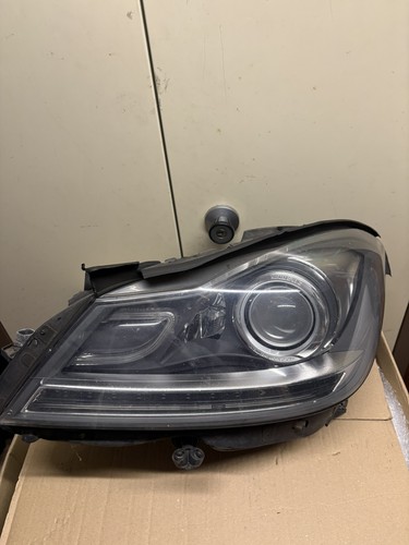 Mercedes class headlight - mercedes, c-class