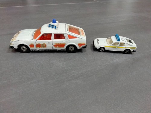 Corgi toys rover 3500 - 2, x