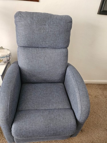 Two electric rise and recline