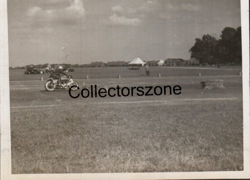 1952 motorcycle racing - motorcycle,