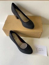 S Oliver Heeled Court Shoes in Black   UK 3  EUR 36      (F226)