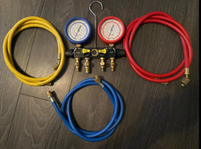 JAVAC 4 VALVE MANIFOLD SET COMPLETE WITH PIPES & REFCO CASE.