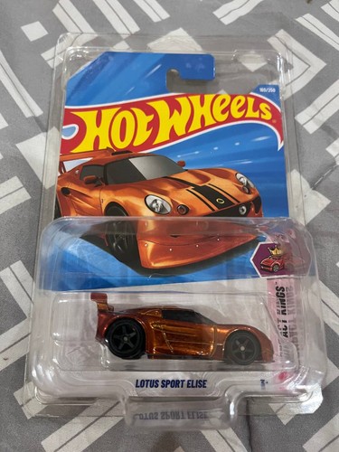 Hot wheels super treasure hunt - wheels,