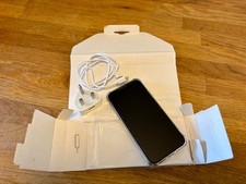 Apple iPhone 11  64Gb Black