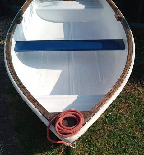 Fibreglass dinghy with - , folding