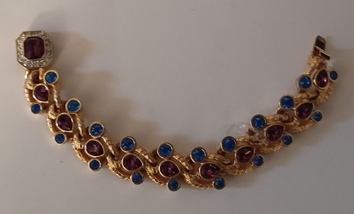 Vintage crown trifari bracelet - vintage,