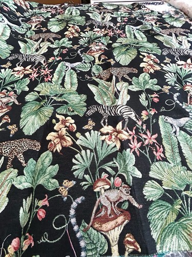 Large thick tapestry style - large,