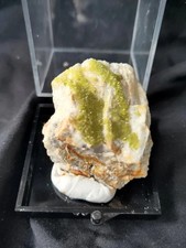 Unusual pyromorphite crystal