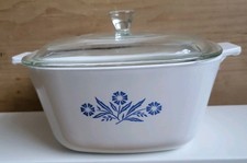 PYROSIL CORNING BLUE CORNFLOWER RETRO 2 1/2 PINT CASSEROLE & LID. 18cm dia x 9cm