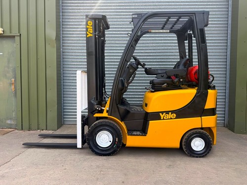 Forklift fork lift - forklift/fork, lift/forklift