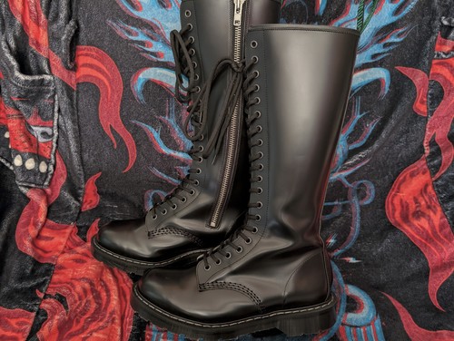Solovair black shine eye - hi-shine, 20