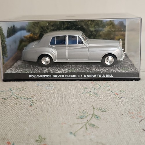 Rolls royce silver cloud - silver,