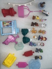 Paw Patrol Mini Winter Pups Set Of 13 Chickaletta , Penguin , Polar bear ,Trees