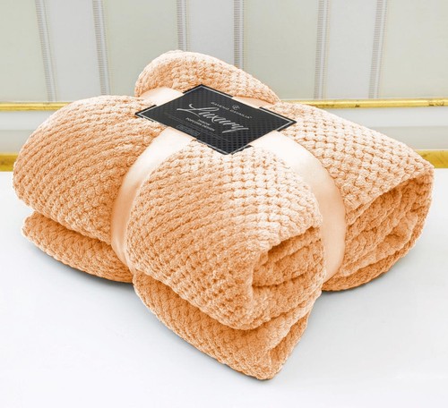 Luxury popcorn fleece throw - popcorn,