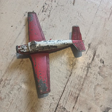 DINKY TOYS BEECHCRAFT S 35