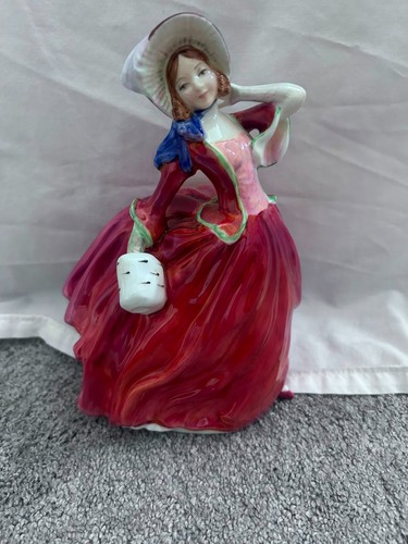 Royal doulton figurine - figurine, 'autumn