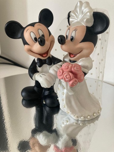 Disney mickey and minnie - minnie, mouse