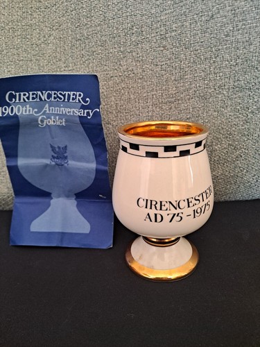 Prinknash abbey pottery gold - abbey,