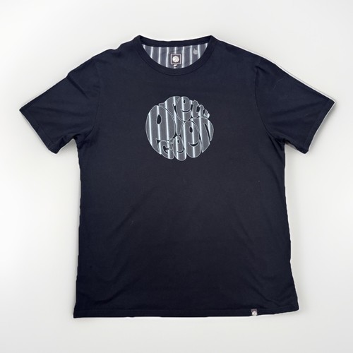 Pretty green men - green, black