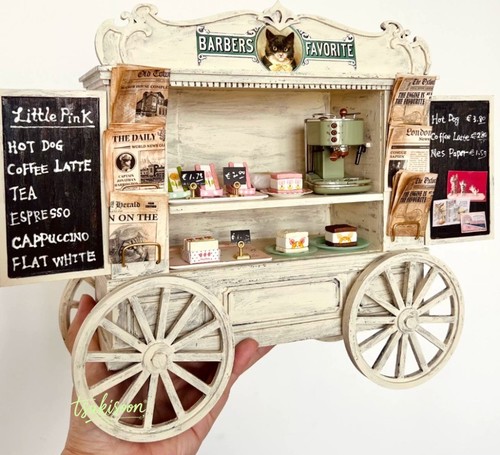 Scale dollhouse miniatures - dollhouse,
