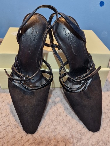Pointed toes sling back - back, heels