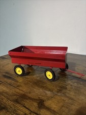 Ertl Massey Ferguson Wagon